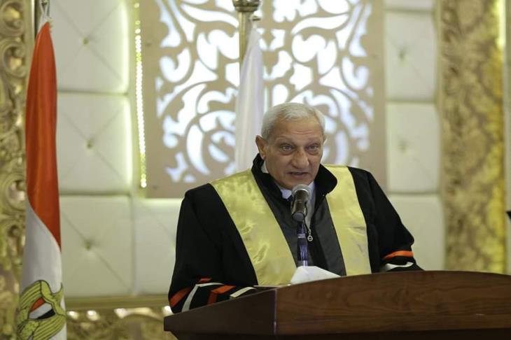 عماد عبدالعزيز رئيس الزمالك
